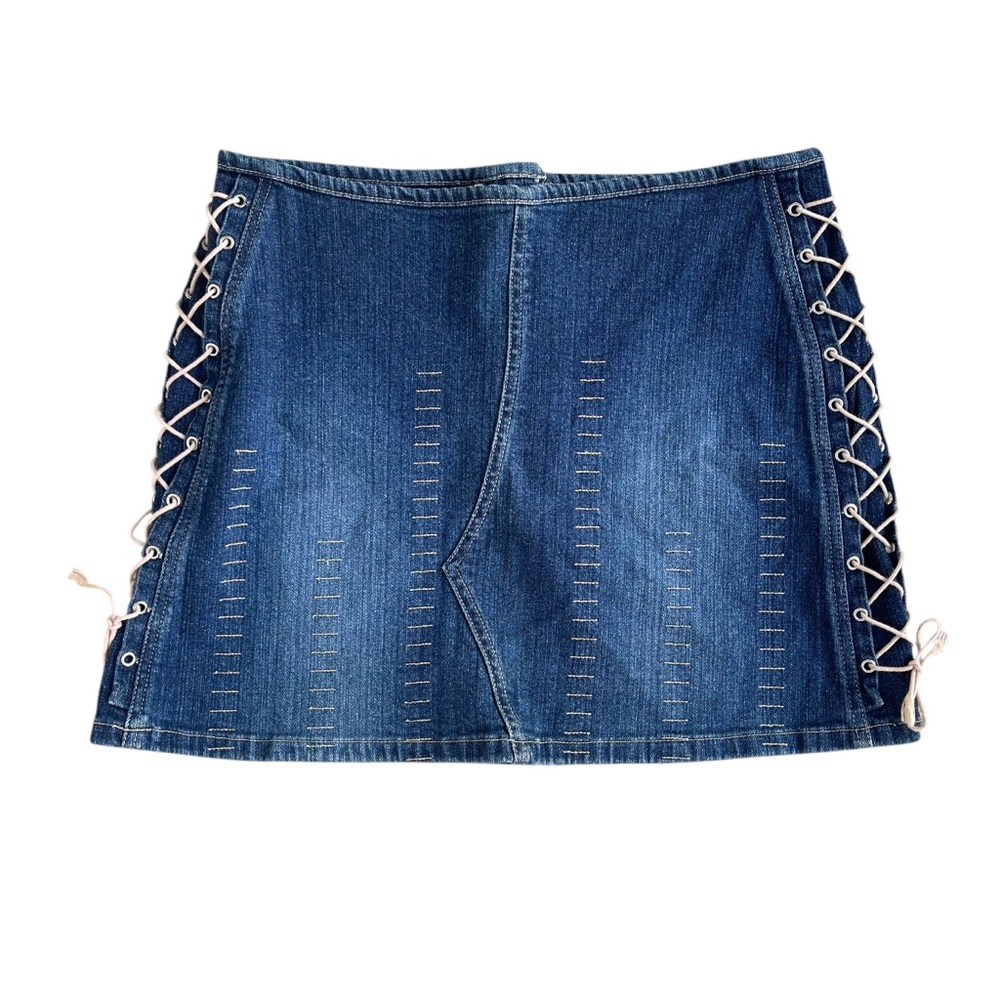 Vintage 90s Dark Wash Lace Up Mini Denim Skirt 9/10 Y2K Style